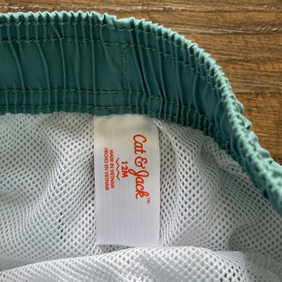 12M Cat & Jack Swim Trunks - Picture 3 of 4